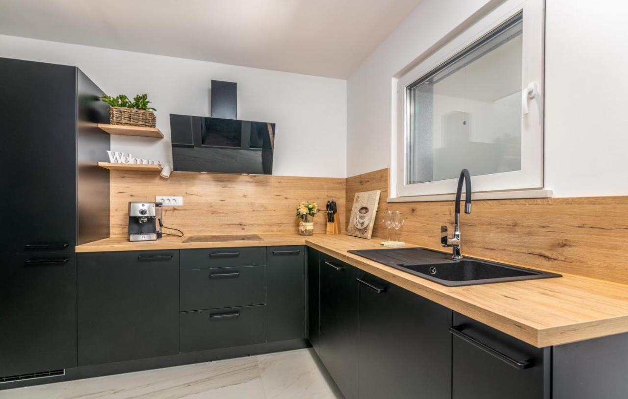 Modern Apartments Elle Malinska วานตาชิชี ภายนอก รูปภาพ